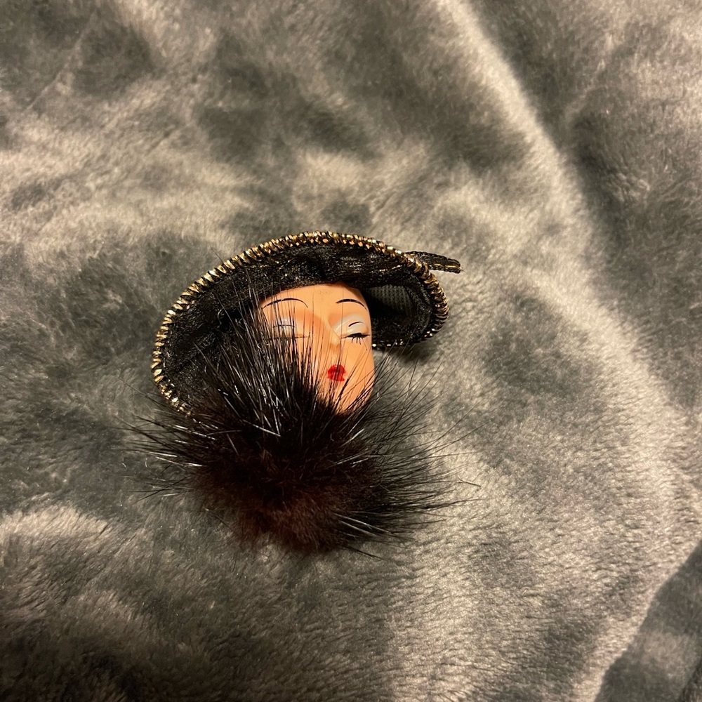 Fancy Lady Face Pin Brooch Fur Mink Vintage